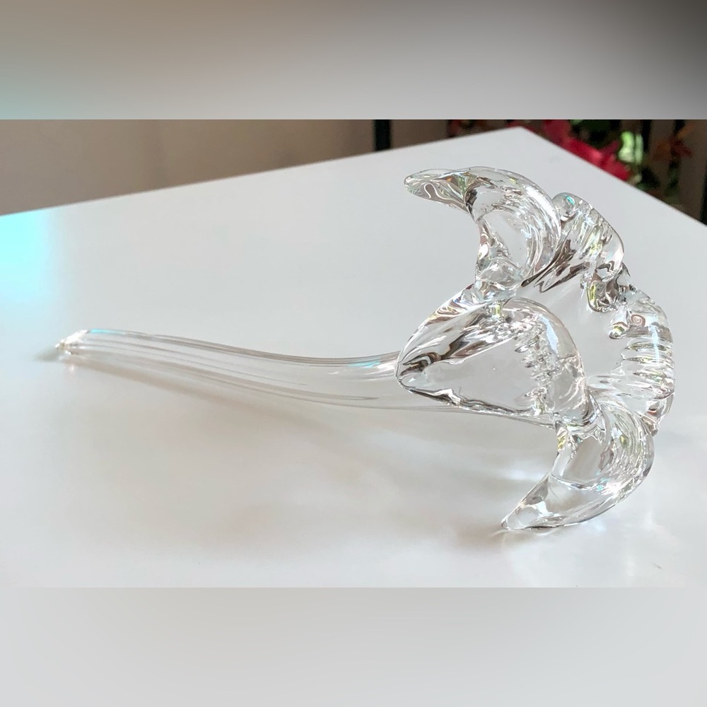 Hand Blown Clear Art Glass Lily Trumpet Flower - Picture 6 of 6